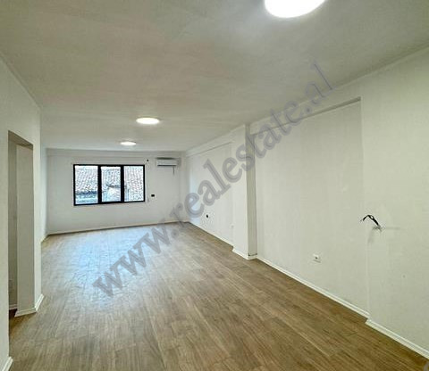 Office for rent near Pazari i Ri in Tirana, Albania